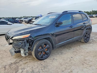 1C4PJLCB4FW****** 2015 Jeep Cherokee