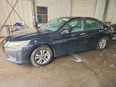 1HGCR2F3XFA****** 2015 Honda Accord