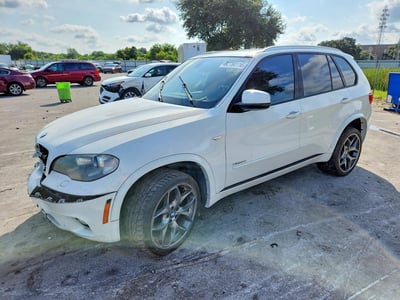 5UXZV8C53CL****** 2012 BMW X5