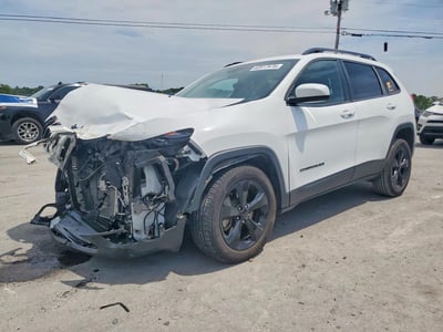 1C4PJLCB4JD****** 2018 Jeep Cherokee
