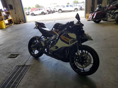 ML5ZXCS18TD****** 2026 Kawasaki Ninja ZX-10R