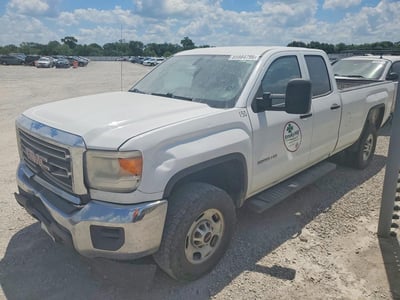 1GT21XEG5FZ****** 2015 GMC Sierra