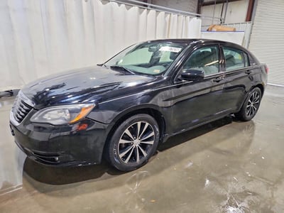 1C3CCBBB6DN****** 2013 Chrysler 200