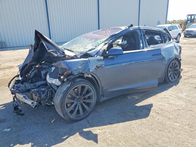 7SAXCDE58NF****** 2022 Tesla Model X