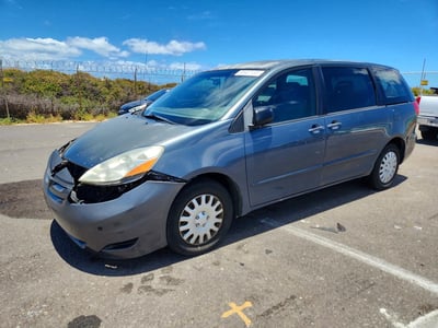 5TDKK4CC3AS****** 2010 Toyota Sienna
