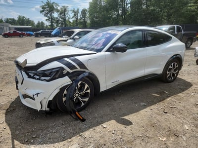 2022 Ford Mustang Mach-E