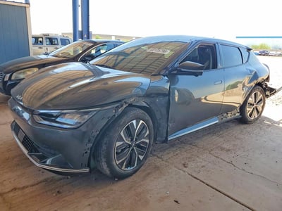 KNDC34LA1P5****** 2023 Kia EV6