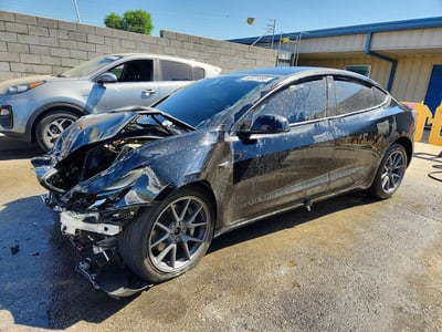 5YJ3E1EB2NF****** 2022 Tesla Model 3