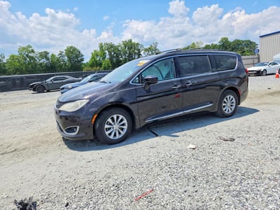 2C4RC1BG4HR****** 2017 Chrysler Pacifica