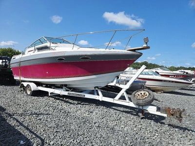 4WNMV32***** 1988 Four Winns Boat