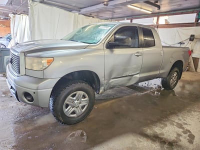 5TFBY5F16CX****** 2012 Toyota Tundra