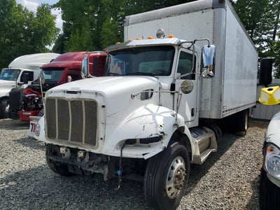 2NP2HM6X0GM****** 2016 Peterbilt 337