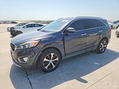 5XYPH4A10GG****** 2016 Kia Sorento