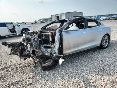 5YJSA1H43FF****** 2015 Tesla Model S