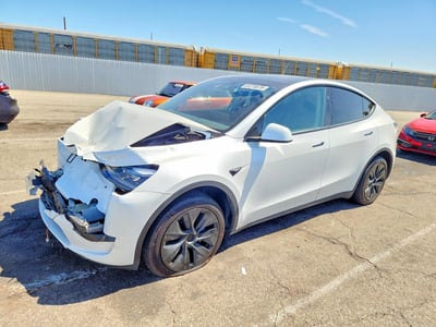 7SAYGDEE6RF****** 2024 Tesla Model Y