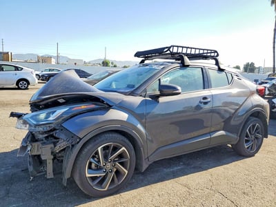 NMTKHMBX5MR****** 2021 Toyota C-HR
