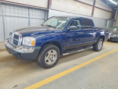 1D7HW48N75S****** 2005 Dodge Dakota