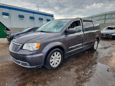 2C4RC1BG9FR****** 2015 Chrysler Town & Country