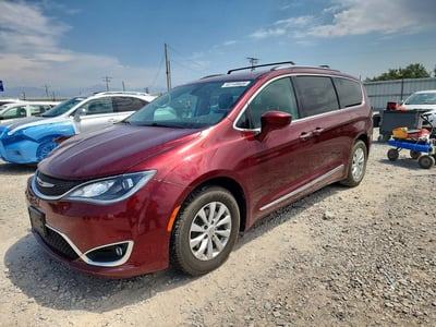 2C4RC1BG0JR****** 2018 Chrysler Pacifica
