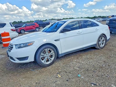1FAHP2D87JG****** 2018 Ford Taurus
