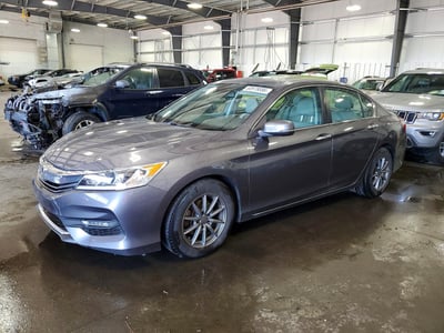 1HGCR2F92GA****** 2016 Honda Accord