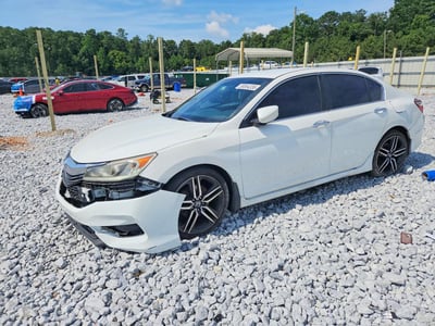 1HGCR2F50HA****** 2017 Honda Accord