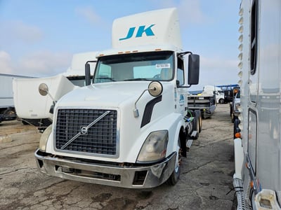 4V4NC9EH0CN****** 2012 Volvo VNL