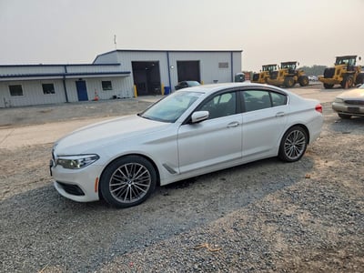 WBAJA5C51KB****** Salvamento y Destrozados 2019 BMW 5 Series en Lumberton