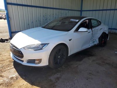 5YJSA1E2XGF****** 2016 Tesla Model S