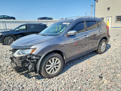KNMAT2MV8HP****** 2017 Nissan Rogue