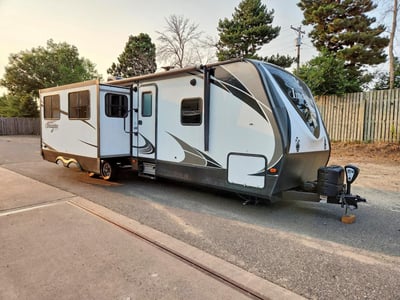 573TE3627H6****** 2017 Grand Design Recreational Seville Sb/vf/ Kingston Kf
