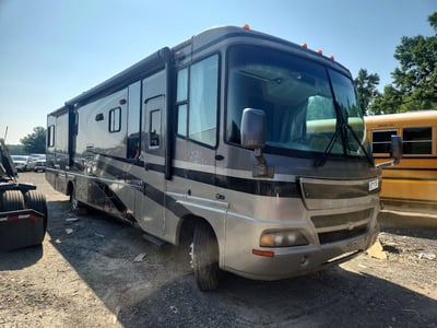 5B4MP67G533****** 2003 Workhorse W22