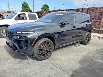 5UX23EM09R9****** 2024 BMW X7