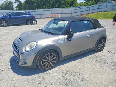 2017 MINI Cooper