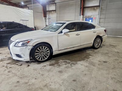JTHDL5EF2G5****** 2016 Lexus LS 460