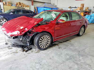 1VWBT7A35GC****** 2016 Volkswagen Passat