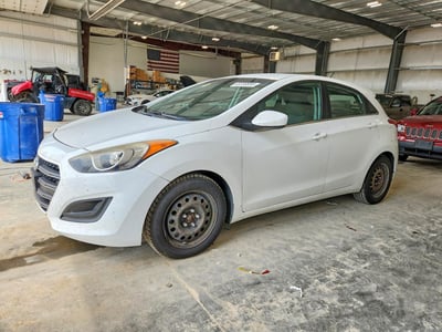 KMHD35LH3GU****** 2016 Hyundai Elantra