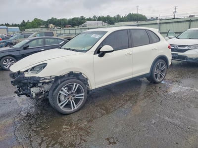 WP1AB2A23CL****** 2012 Porsche Cayenne