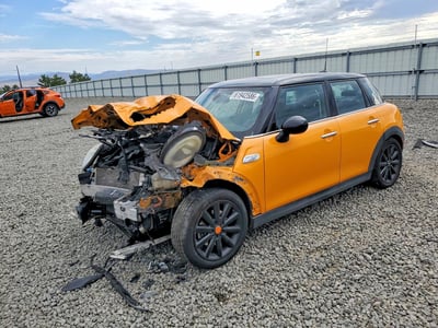 WMWXU3C55F2****** 2015 MINI Cooper