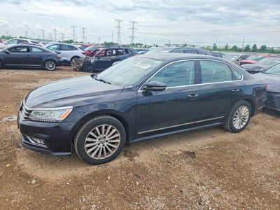 1VWBS7A3XGC****** 2016 Volkswagen Passat
