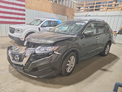 KNMAT2MV7HP****** 2017 Nissan Rogue