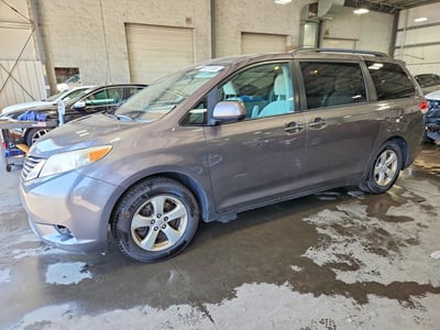 5TDKK3DC8ES****** 2014 Toyota Sienna
