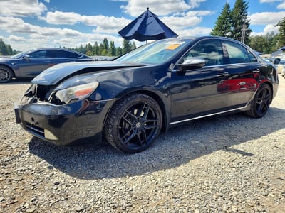 JH4KB2F65BC****** 2011 Acura RL
