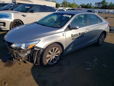 2015 Toyota Camry Hybrid