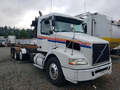 2006 Volvo VNM