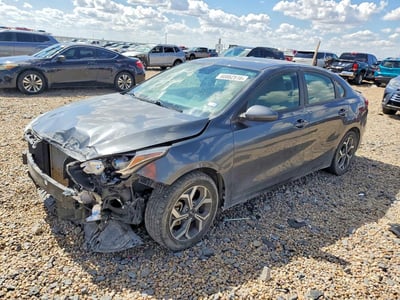 3KPF24AD2ME****** 2021 Kia Forte
