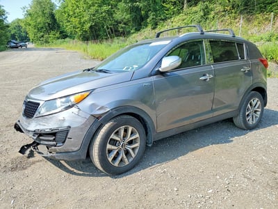 KNDPBCAC9F7****** 2015 Kia Sportage