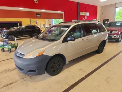 5TDZK23C27S****** 2007 Toyota Sienna