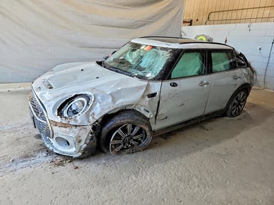 WMWXJ1C06M2****** 2021 MINI Clubman