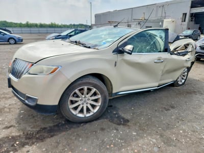 2LMDJ6JK8FB****** 2015 Lincoln MKX